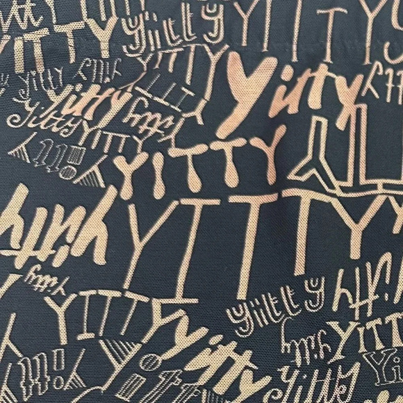 Yitty by Fabletics Lizzo Mesh Me Smoothing High Waist Shorts Logo Size Medium - Picture 9 of 10